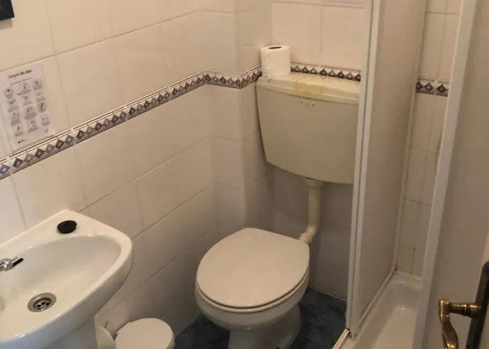 Corações Unidos A Pensão Quarto em Acomodações Particulares Alcobaça